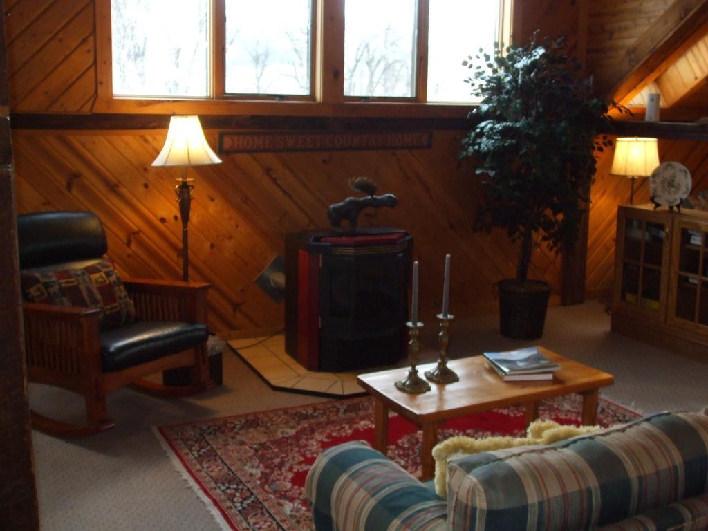 Hansen Guest Ranch Swan Valley Номер фото